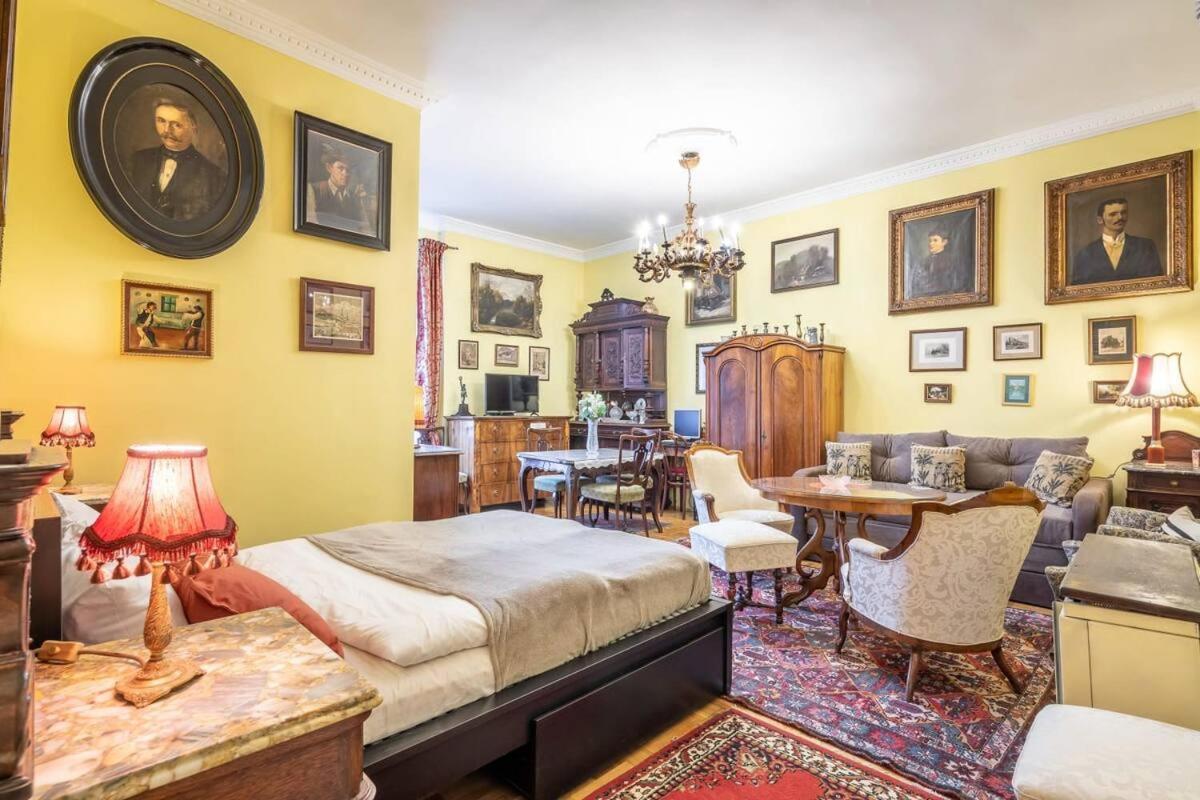 Vamhaz Boulevard Apartament *
