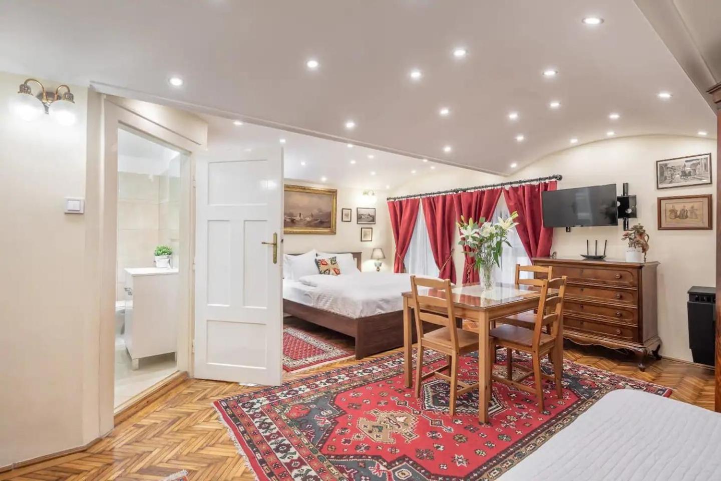 Vamhaz Boulevard Apartament *