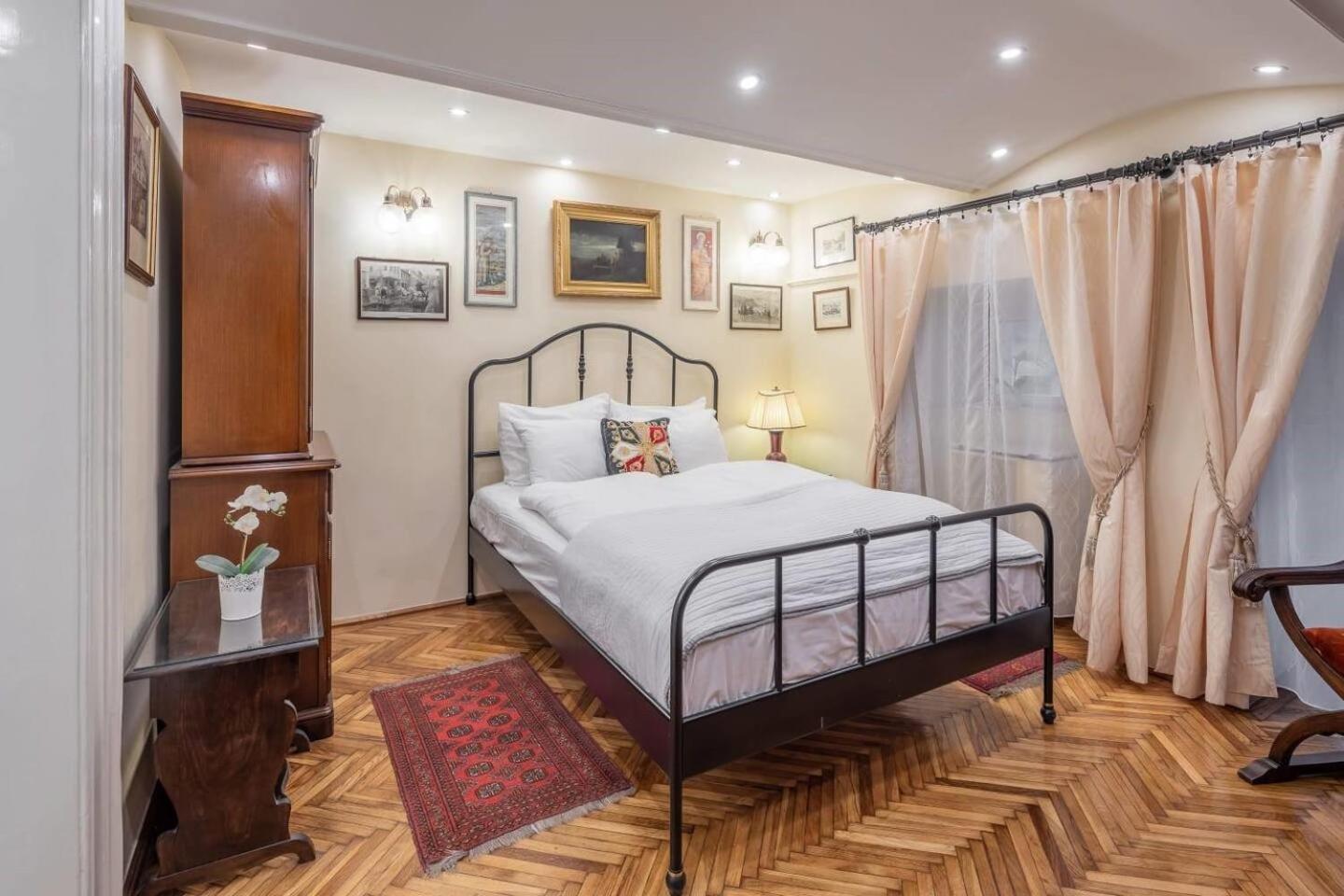 Vamhaz Boulevard Apartament
